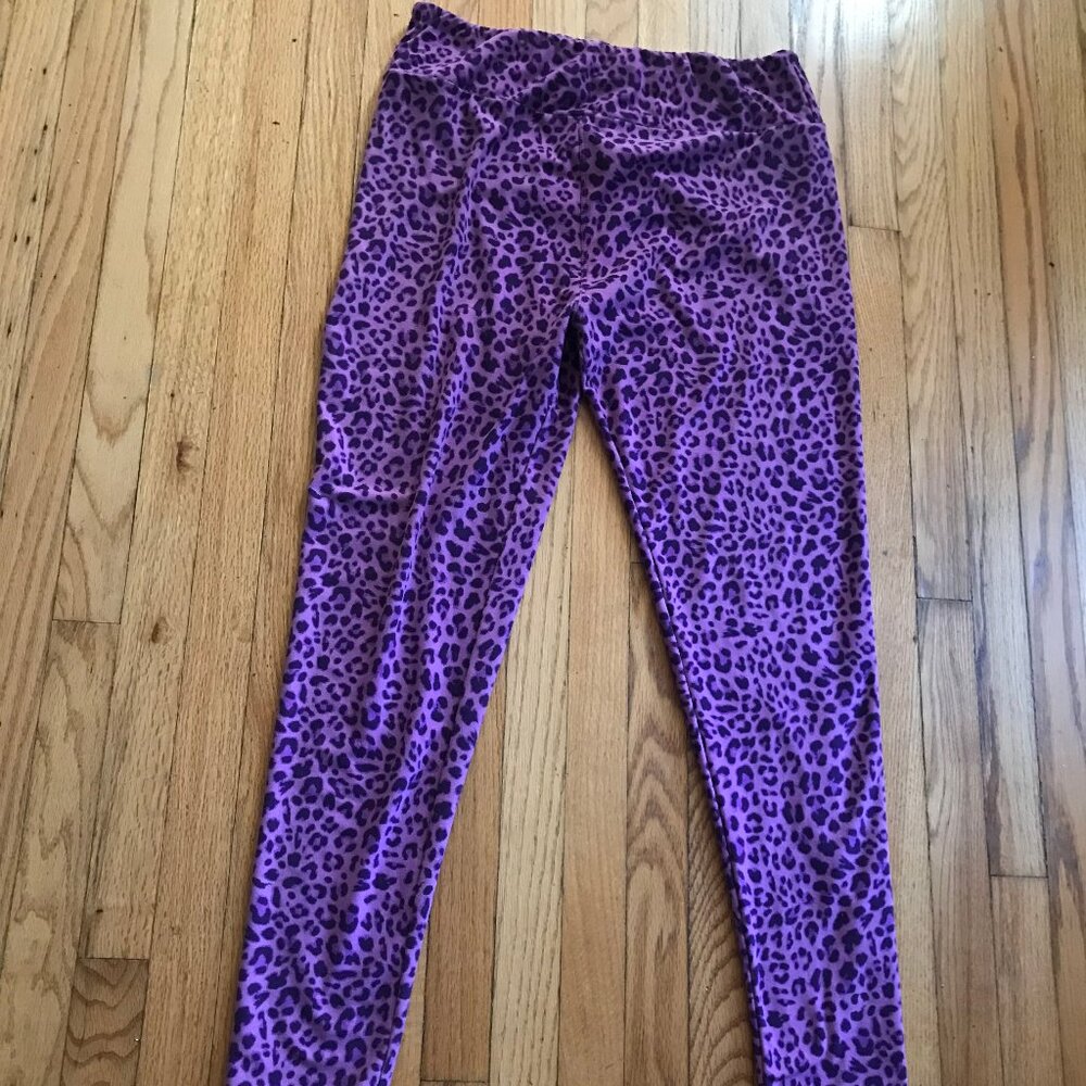 Lularoe Purple Cheetah leggings Tall/Curvy